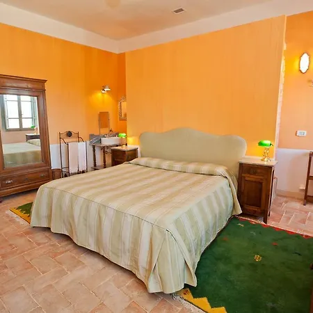 德埃博卡维拉皮安齐亚尼旅馆 斯波莱托