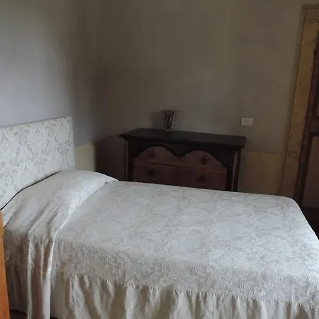 德埃博卡维拉皮安齐亚尼旅馆 * 斯波莱托