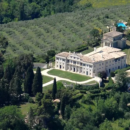 D'epoca Pianciani Guest house *